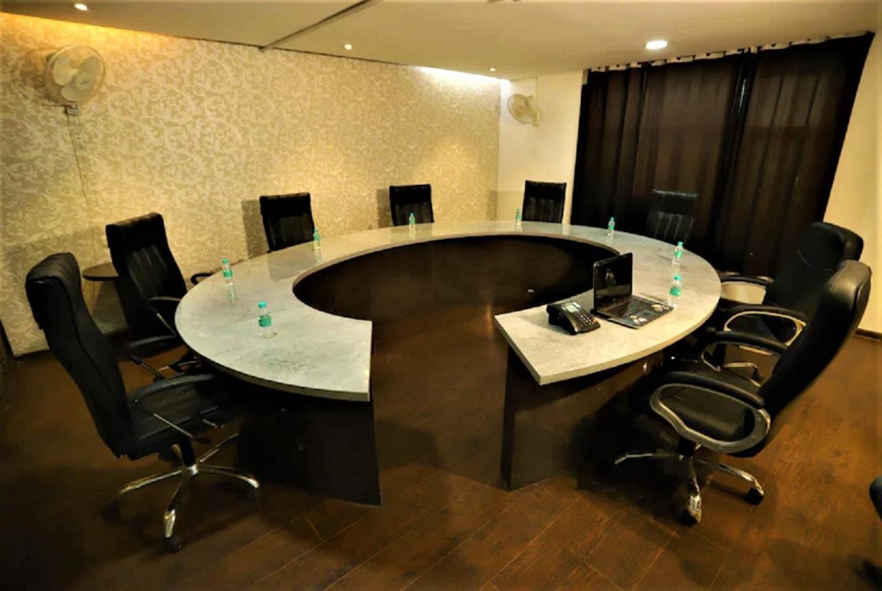 Hotel Arch International 新德里 外观 照片